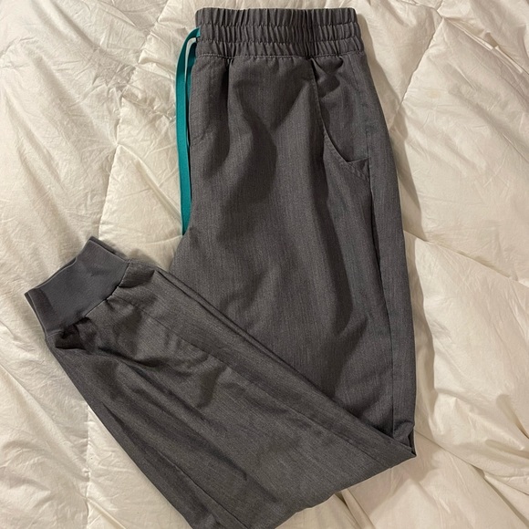 Figs High-waisted Zamora Scrub Pants - Picture 4 of 6